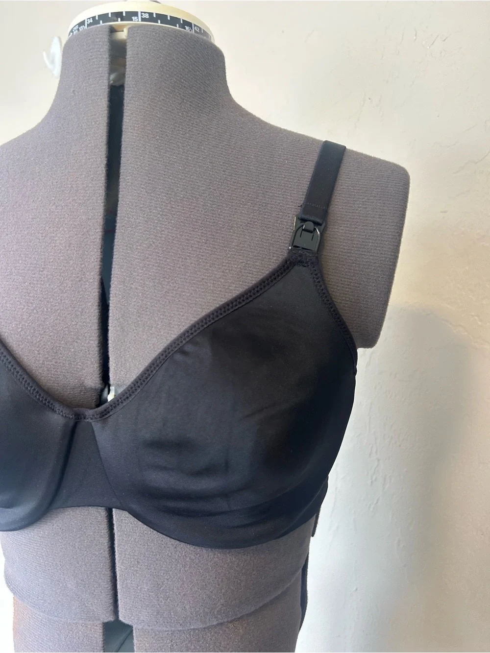 Gratlin Nursing Bra Black 36C Underwired Adjustable Strap Hook & Eye A142 (1942)